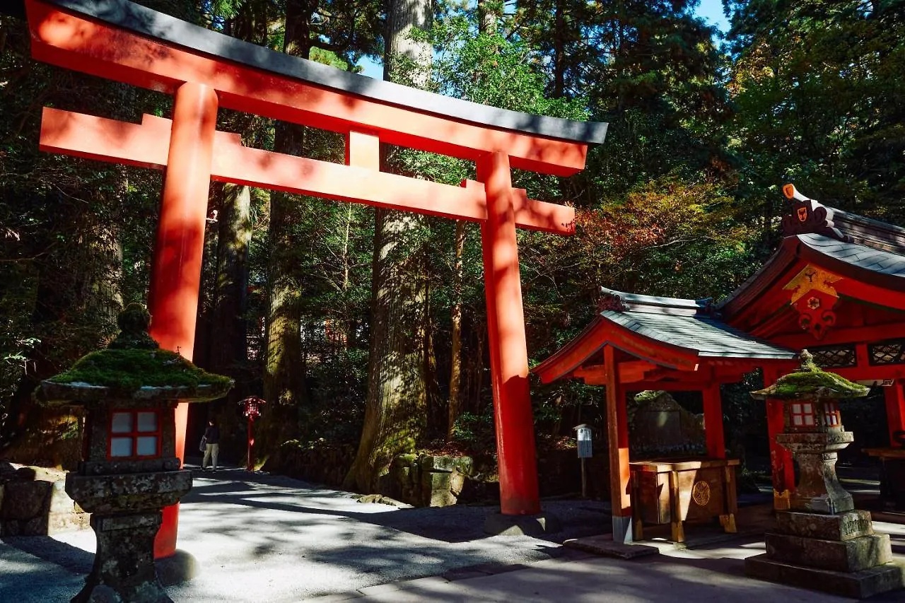 Villa Hakone Kabuto 古民家旅館 150平米 バス停迄一分 準天然温泉 最大12名 0*,  Japan