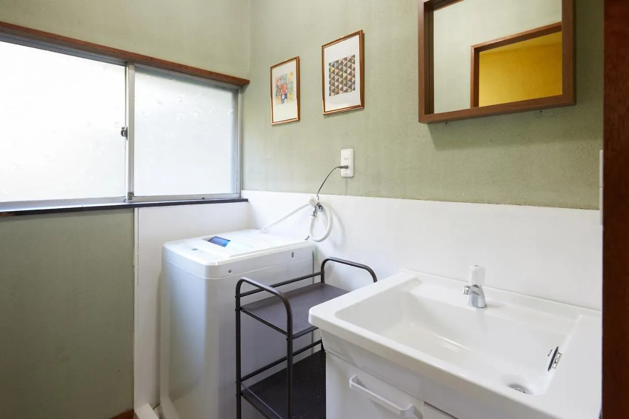 Villa Hakone Kabuto 古民家旅館 150平米 バス停迄一分 準天然温泉 最大12名 0*,  Japan