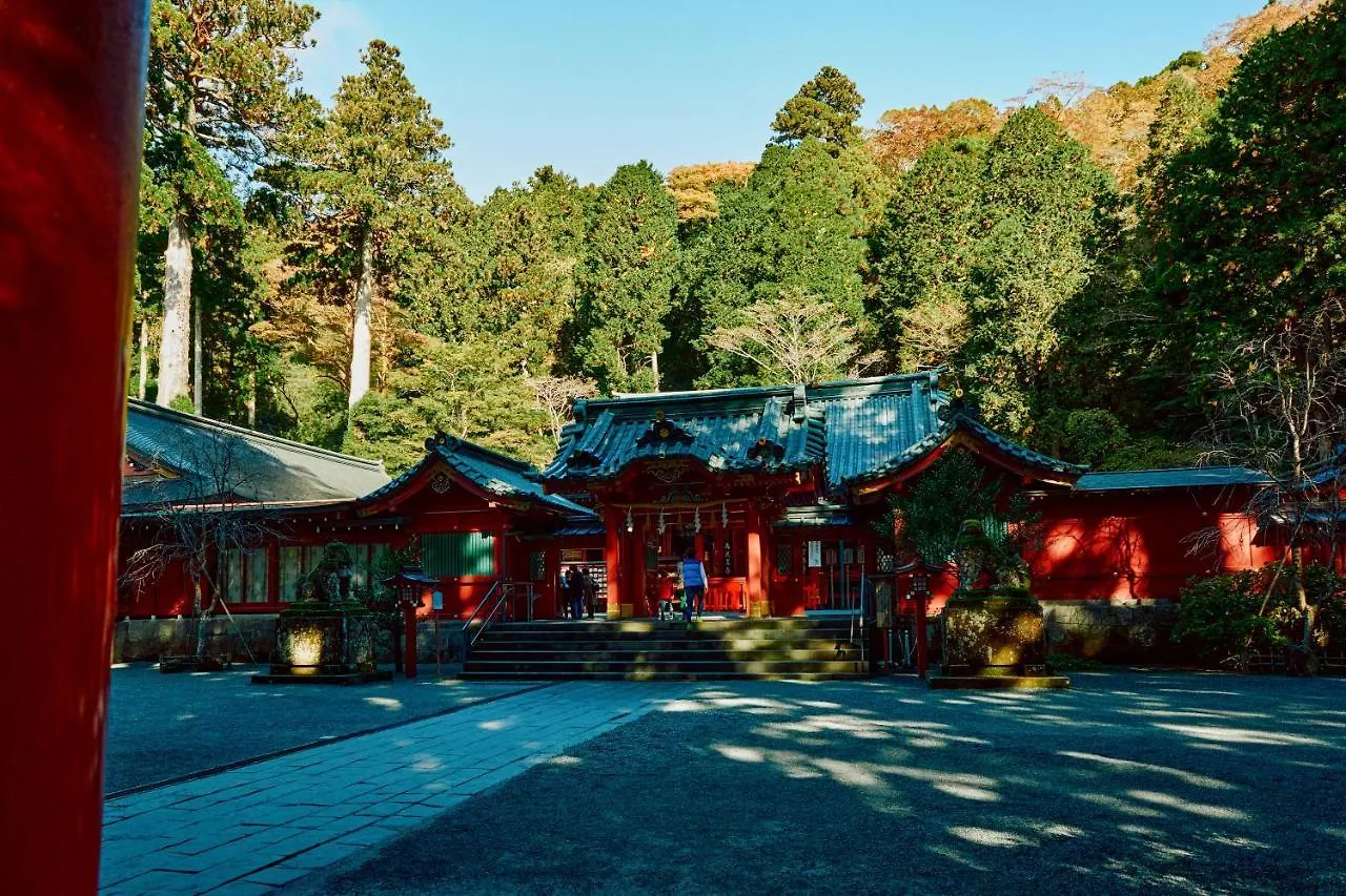 Villa Hakone Kabuto 古民家旅館 150平米 バス停迄一分 準天然温泉 最大12名