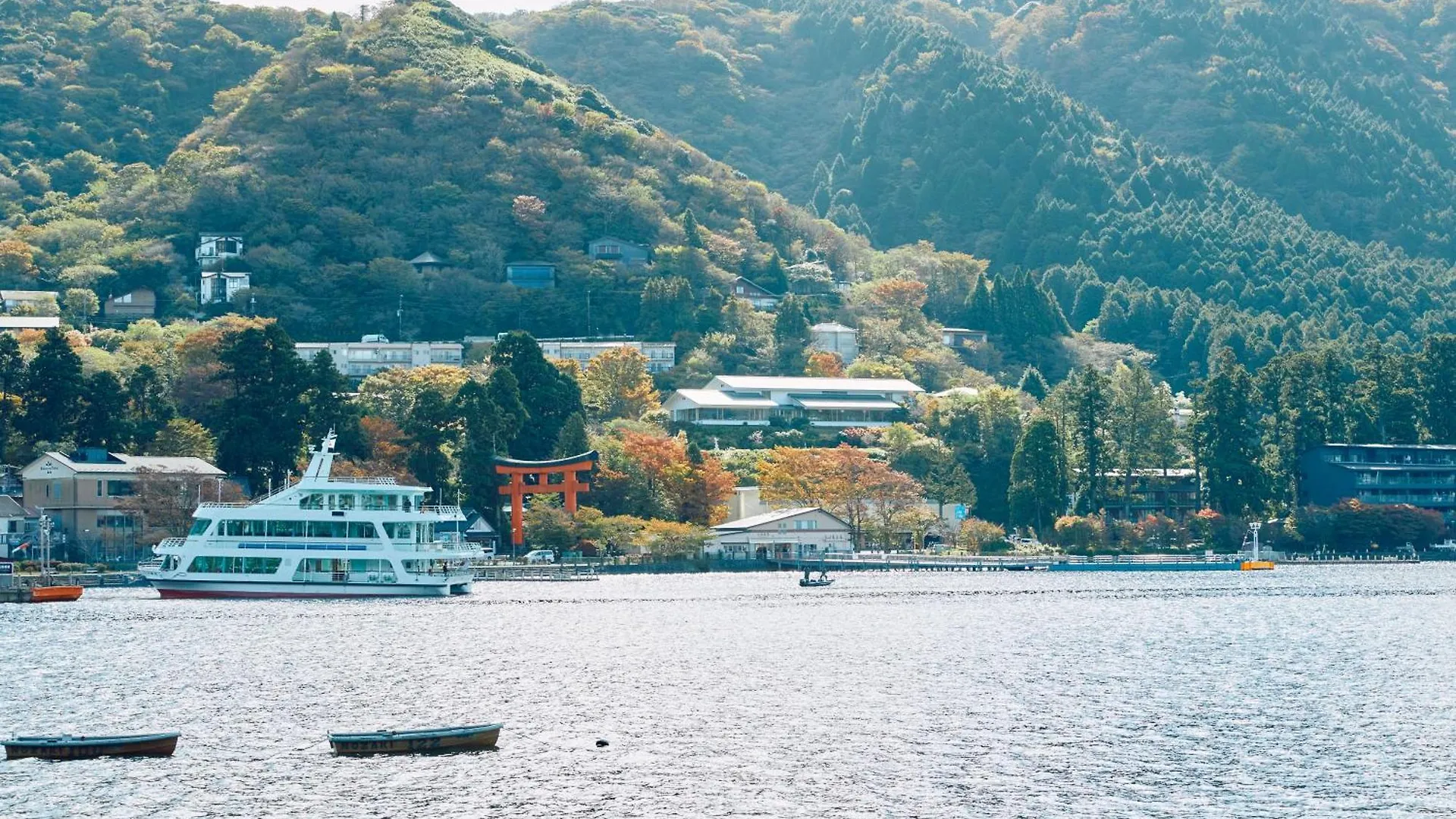 Villa Hakone Kabuto 古民家旅館 150平米 バス停迄一分 準天然温泉 最大12名